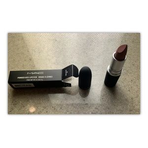 MAC Cosmetics 921 Sultry Move Powder Kiss .10 oz